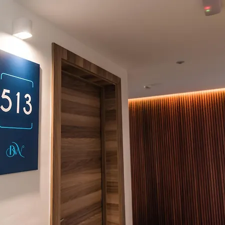 Blu Waters Boutique Hotel *