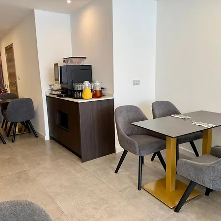 Blu Waters Boutique Hotel