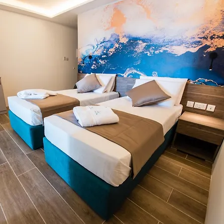 Blu Waters Boutique Hotel *