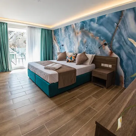 Blu Waters Boutique *