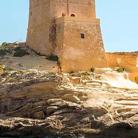 Blu Waters Boutique Xlendi