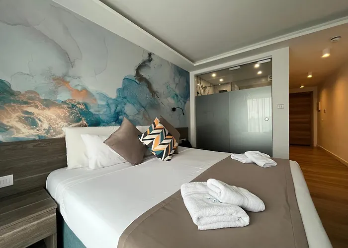 Blu Waters Boutique Hotel *