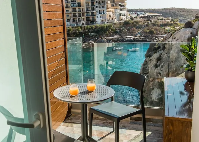 Blu Waters Boutique Hotel *